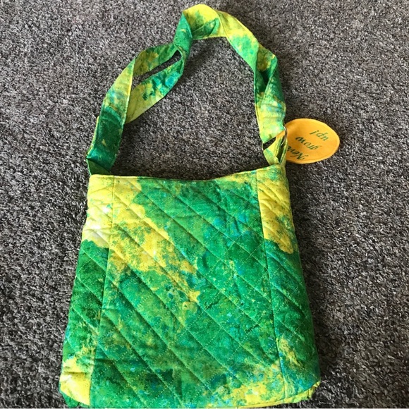 Quilted Peter Pan crossbody shoulder handbag purse Disney - Picture 6 of 9